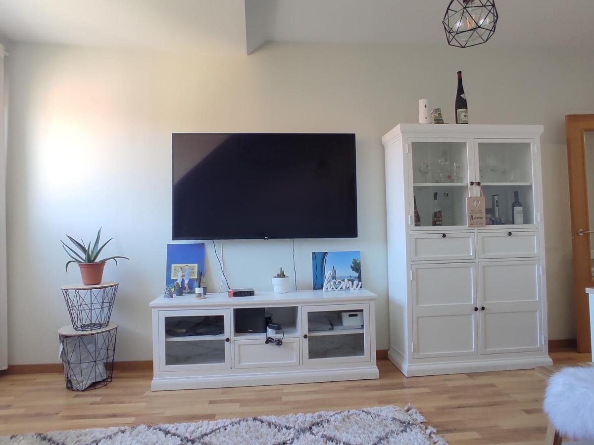 Apartamento Atico Nuevo En Arteixo Con Plaza De Garaje Exterior foto