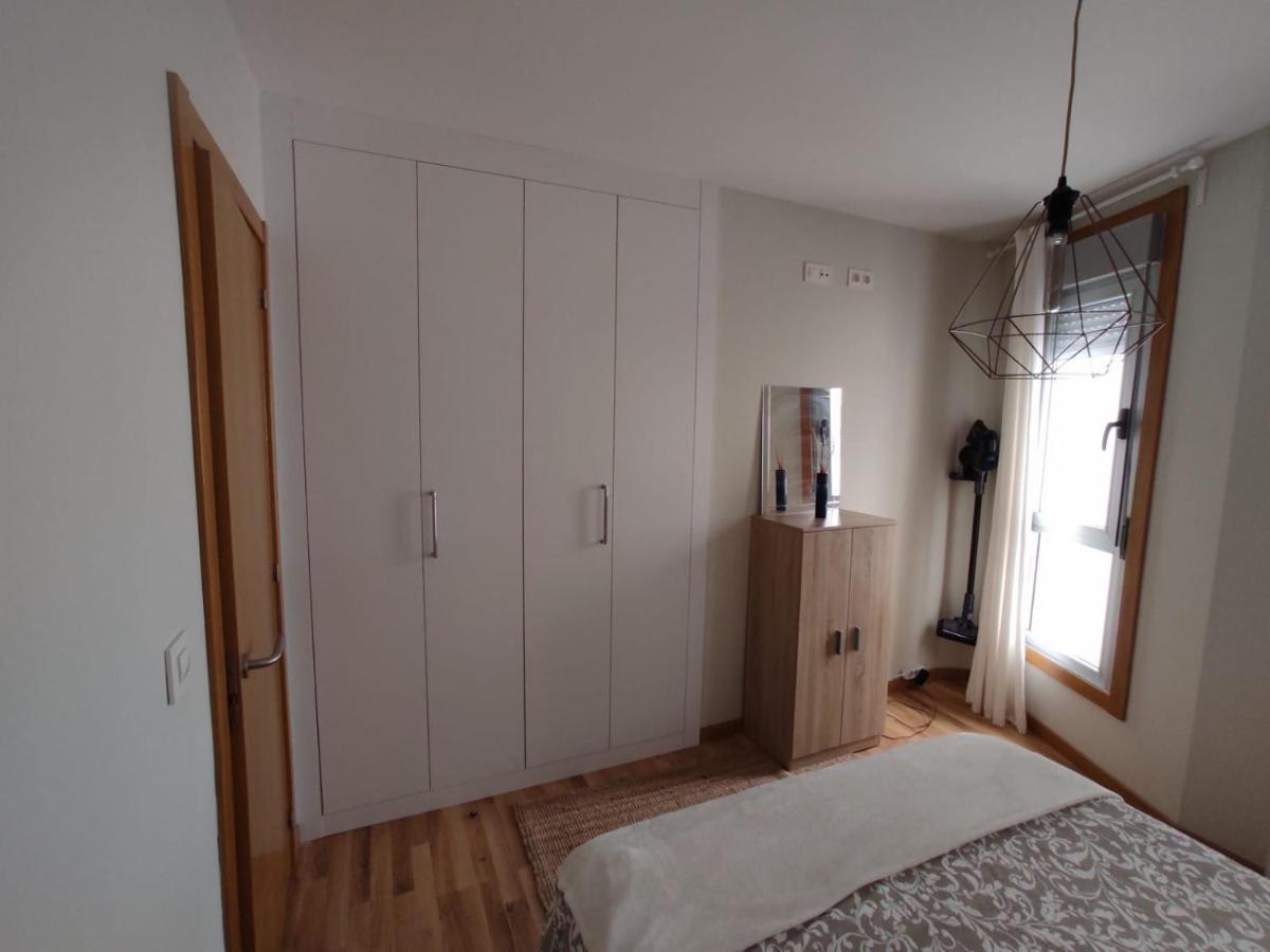 Apartamento Atico Nuevo En Arteixo Con Plaza De Garaje Exterior foto